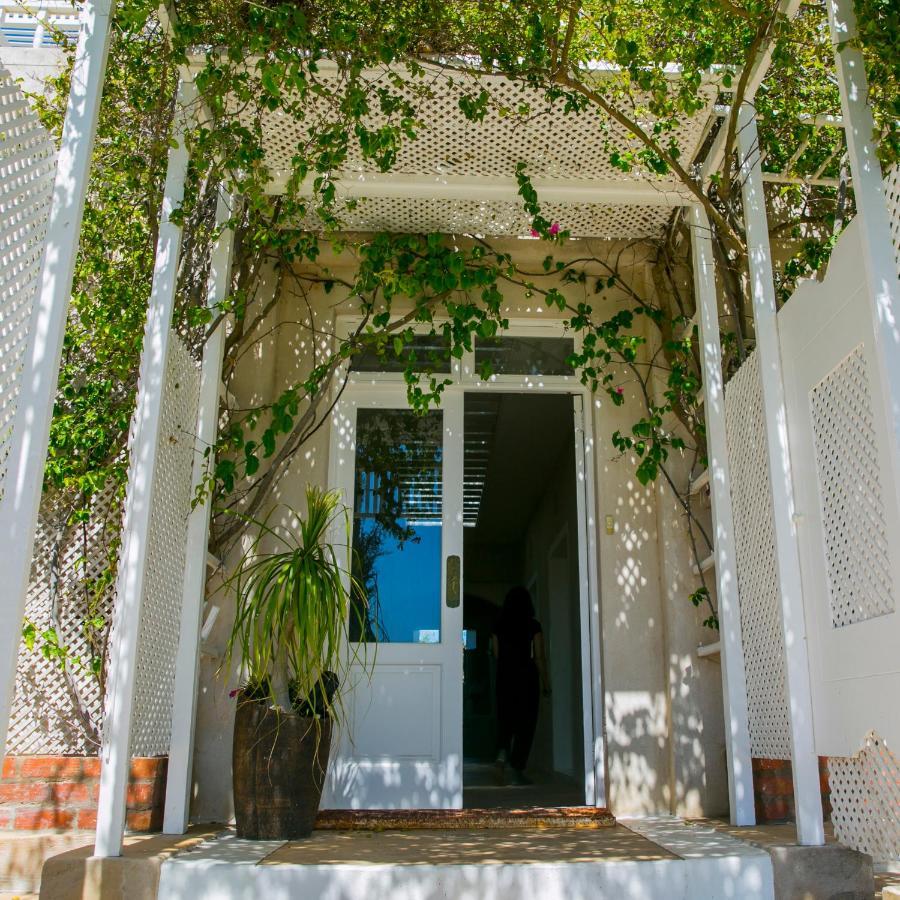 Appartement Charlotte House à Stilbaai Extérieur photo